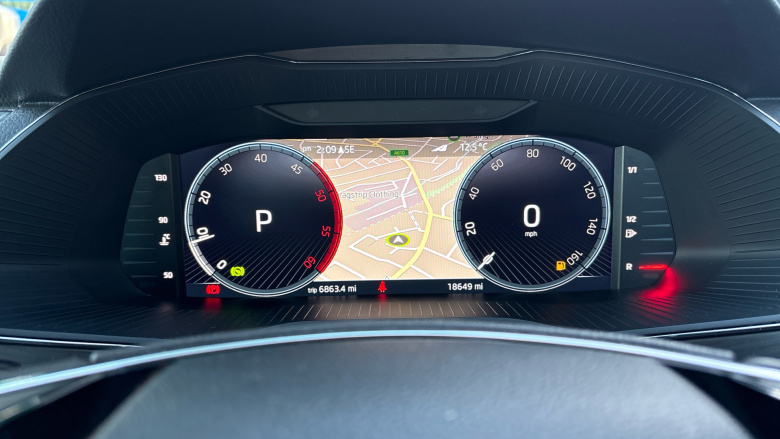 Skoda Superb 2.0 TDI CR SE L 5dr DSG Diesel Hatchback